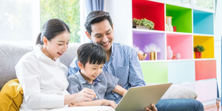 Bố mẹ nên cho con học các nền tảng gia sư Online