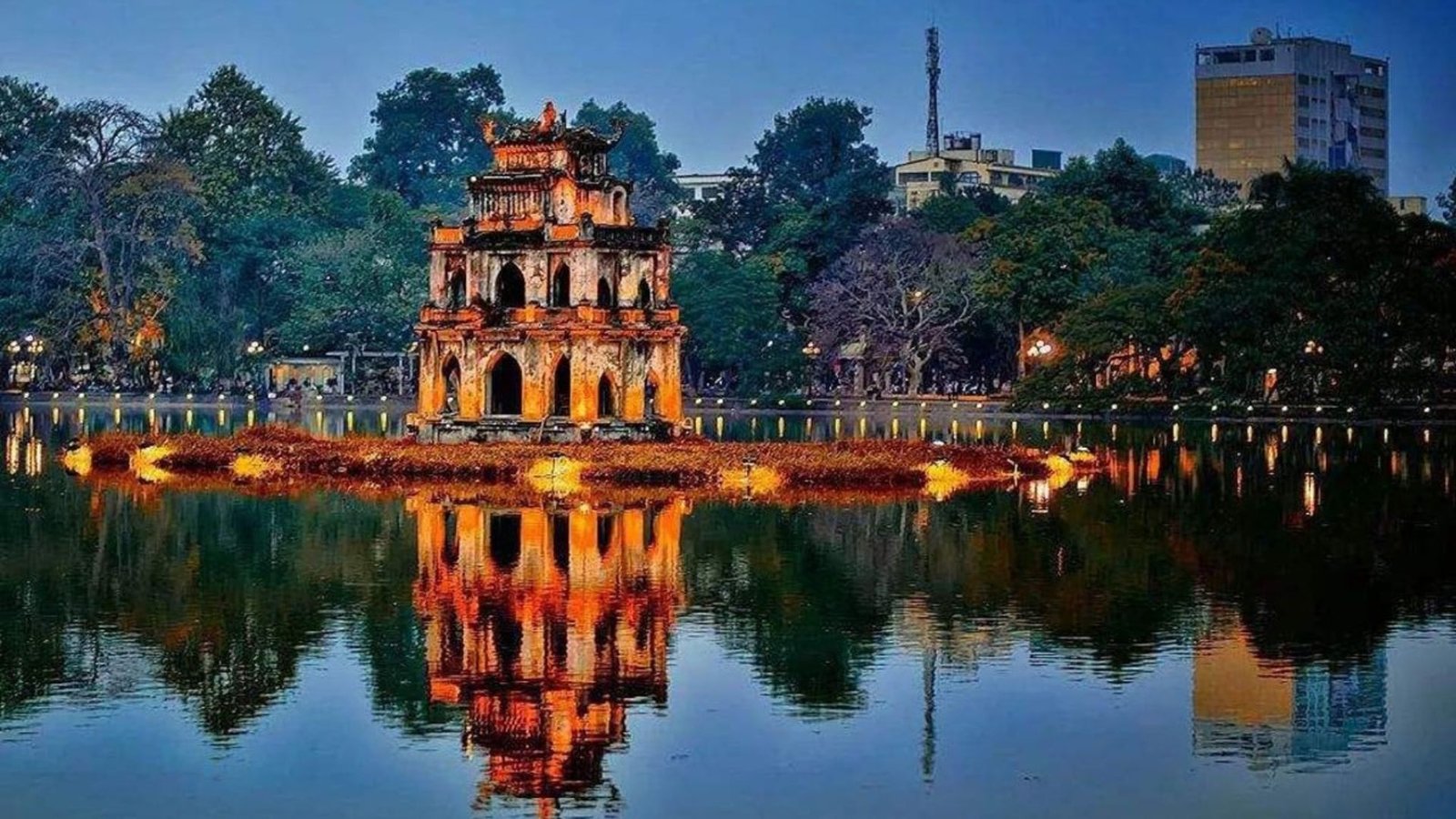 Hồ Hoàn Kiếm Hà Nội